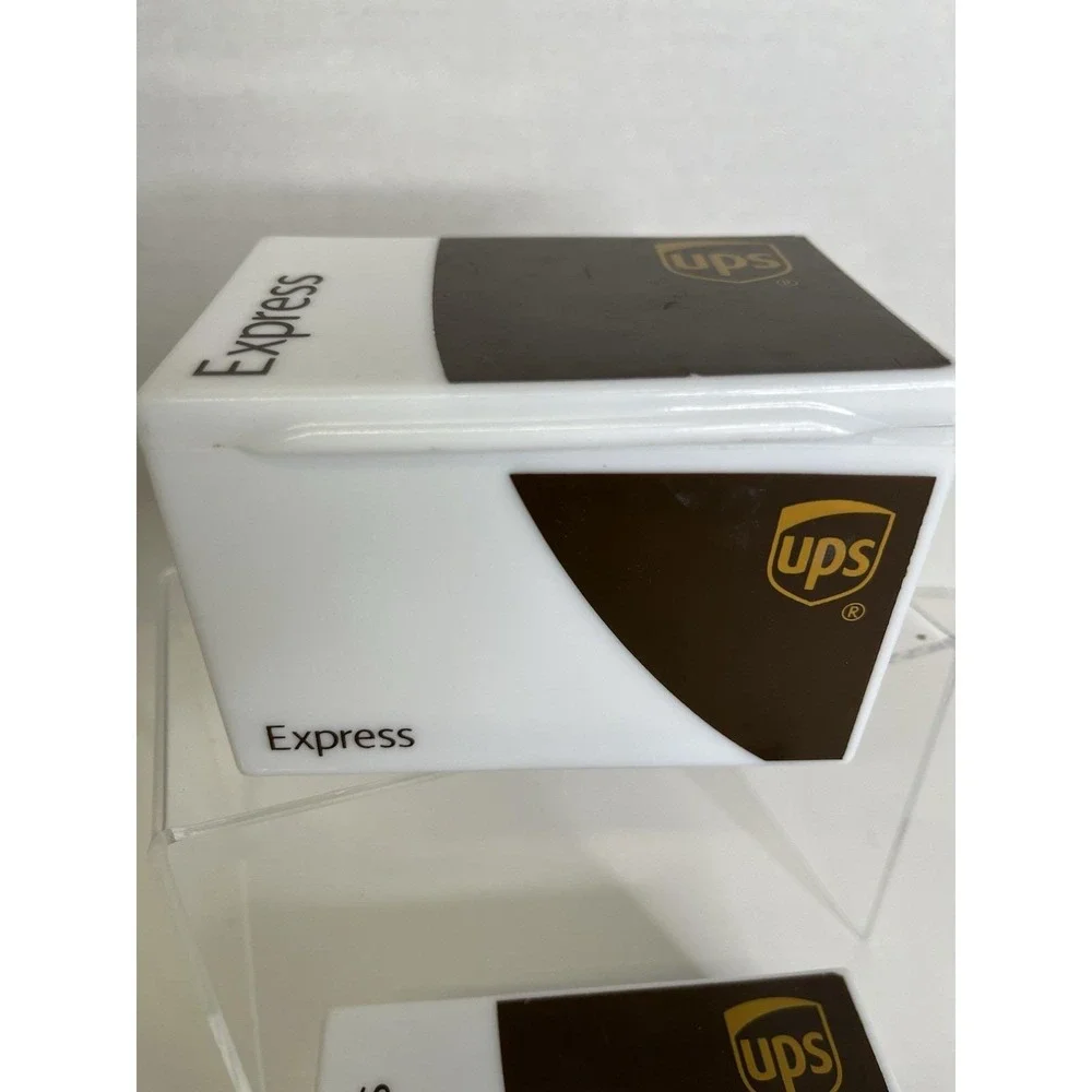 Radio‎ Flyer UPS Express Plastic Storage Boxes Trinkets 2 Pc w Lids